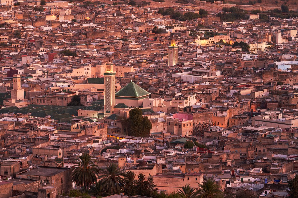Vista della medina di Fez, Marocco, 2019 da Ira Block