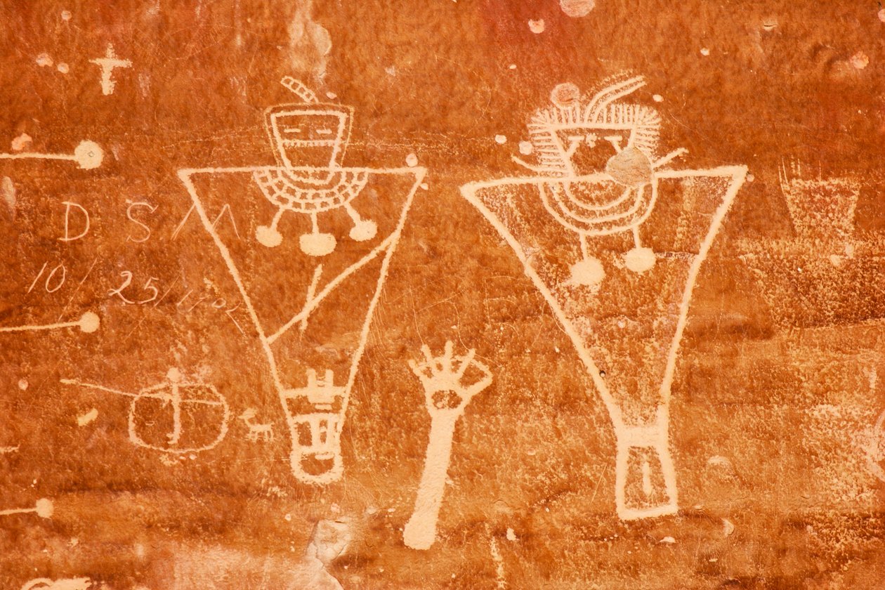 Immagine di arte rupestre intorno a Thompson Canyon. I pannelli sono in stile Fremont, 2005 da Ira Block