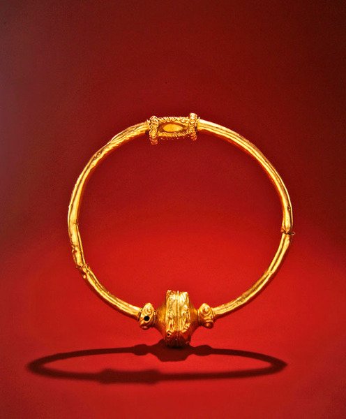 Collare, Ardnaglug, Contea di Roscommon, Prima Età del Ferro da Iron Age