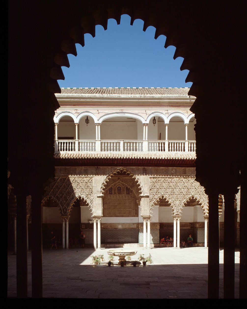 Arte Mudéjar: vista del Cortile delle Fanciulle da Islamic School