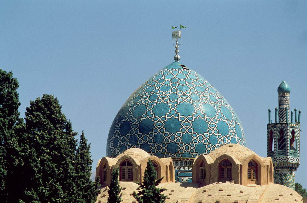 Cupola piastrellata turchese del Mausoleo di Shah Nematollah Vali da Islamic School