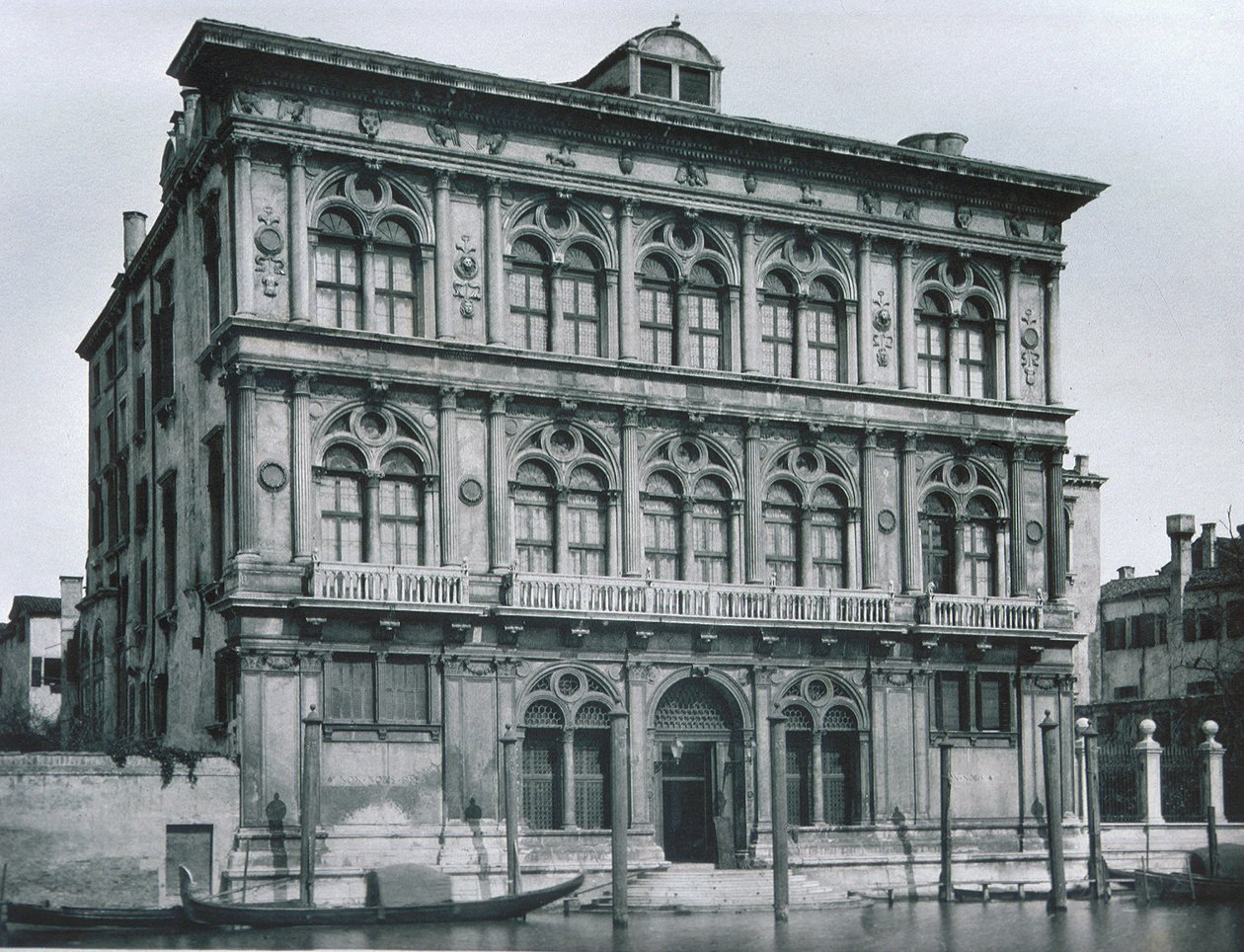 Palazzo Vendramin Calergi da Italian Photographer