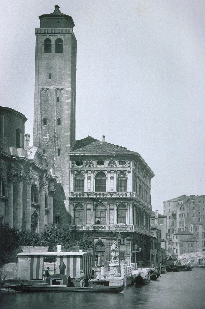 Veduta di Palazzo Labia e della chiesa di San Geremia da Italian Photographer