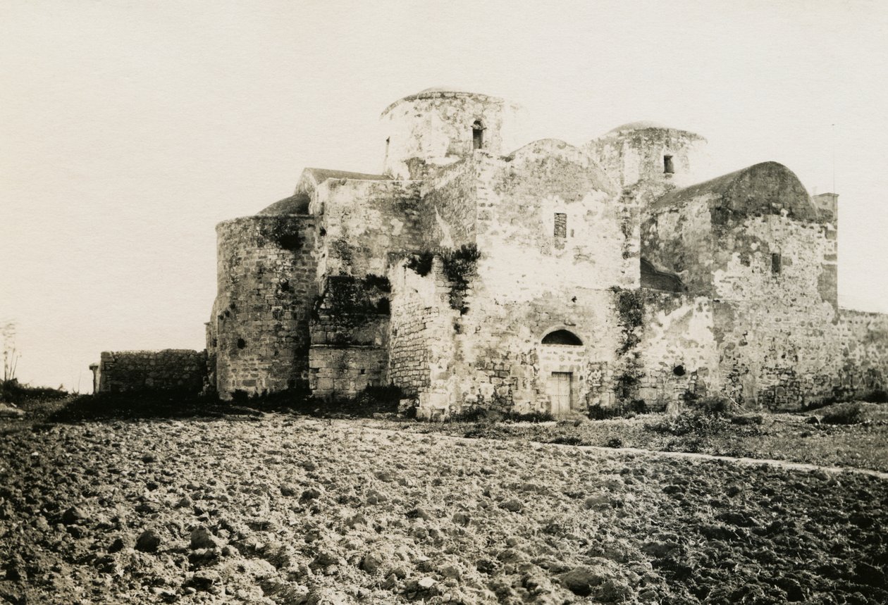 Monastero di Agios Varnavas, Engomi, Cipro, fotografia di Camille Enlart, Parigi da Italian Photographer