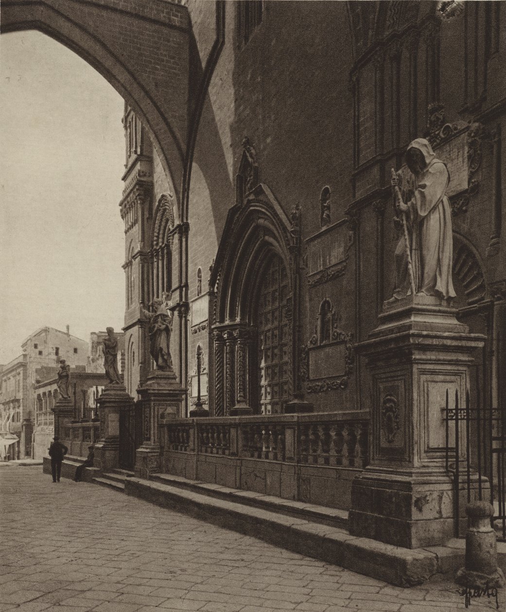 Sicilia / Sicily: Palermo, La Cattedrale, dettaglio (b/w photo) da Italian Photographer