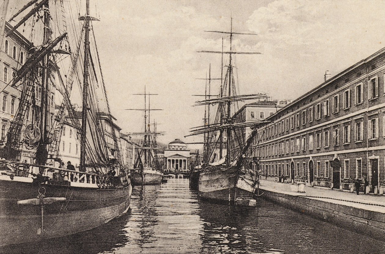 Trieste: Canale Grande (foto b/n) da Italian Photographer
