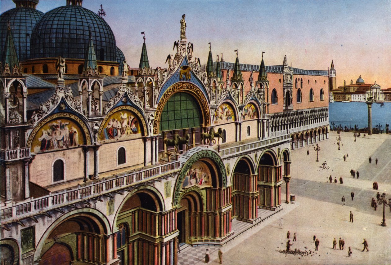 Venezia / Venice: Facciata della Basilica vista dalla Torre dell