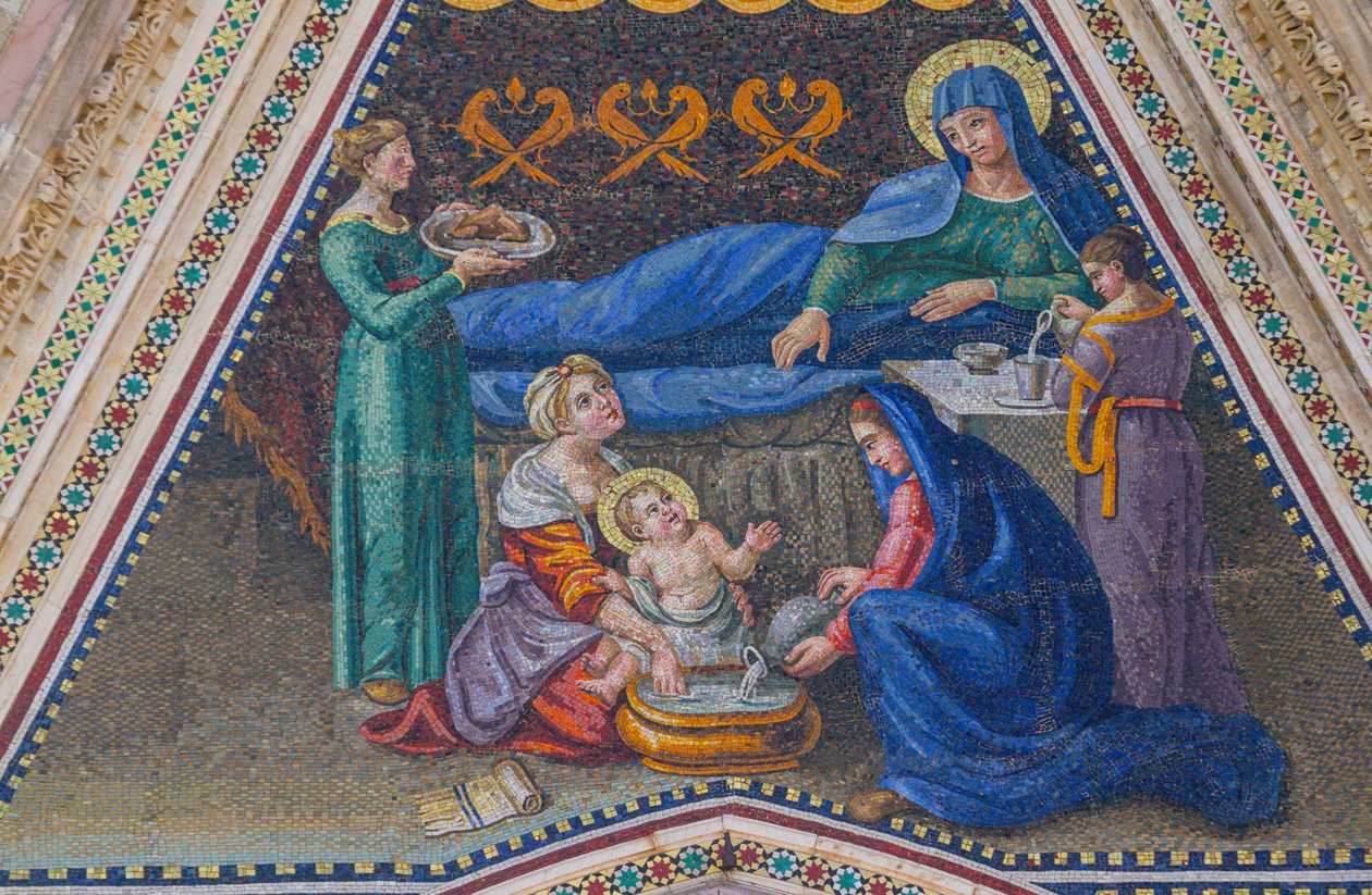 Natività di Maria, mosaico, timpano dell