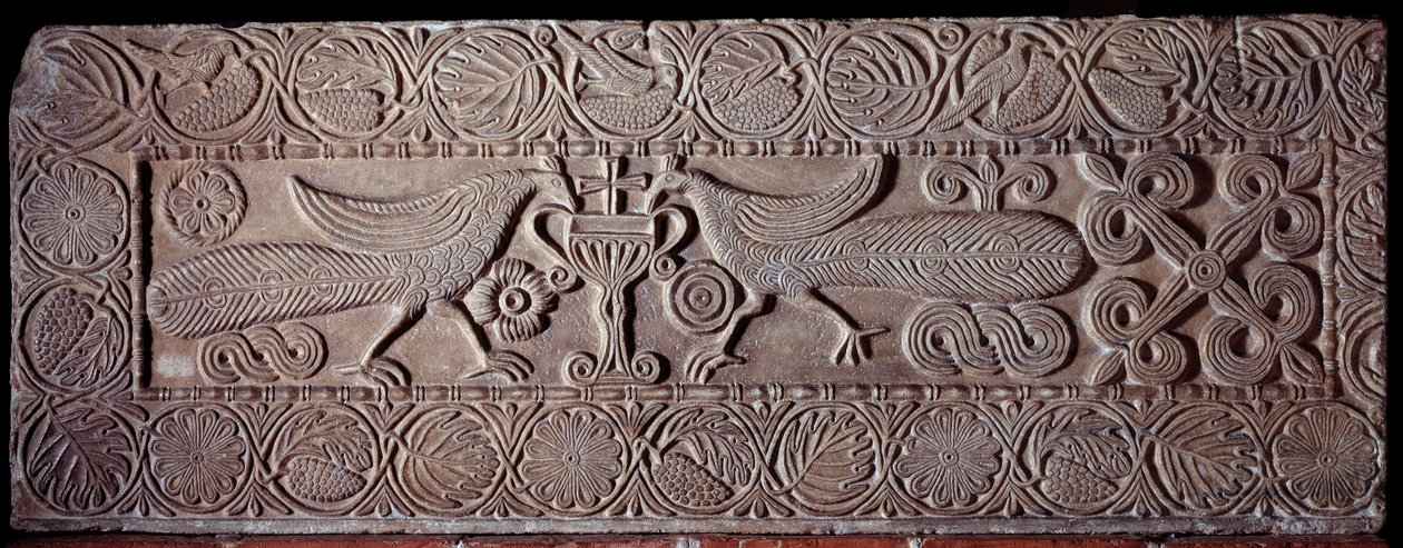 Parapetto di pietra coperto di bassorilievi che rappresentano pavoni, dal sarcofago di Teodote, VIII secolo da Italian School