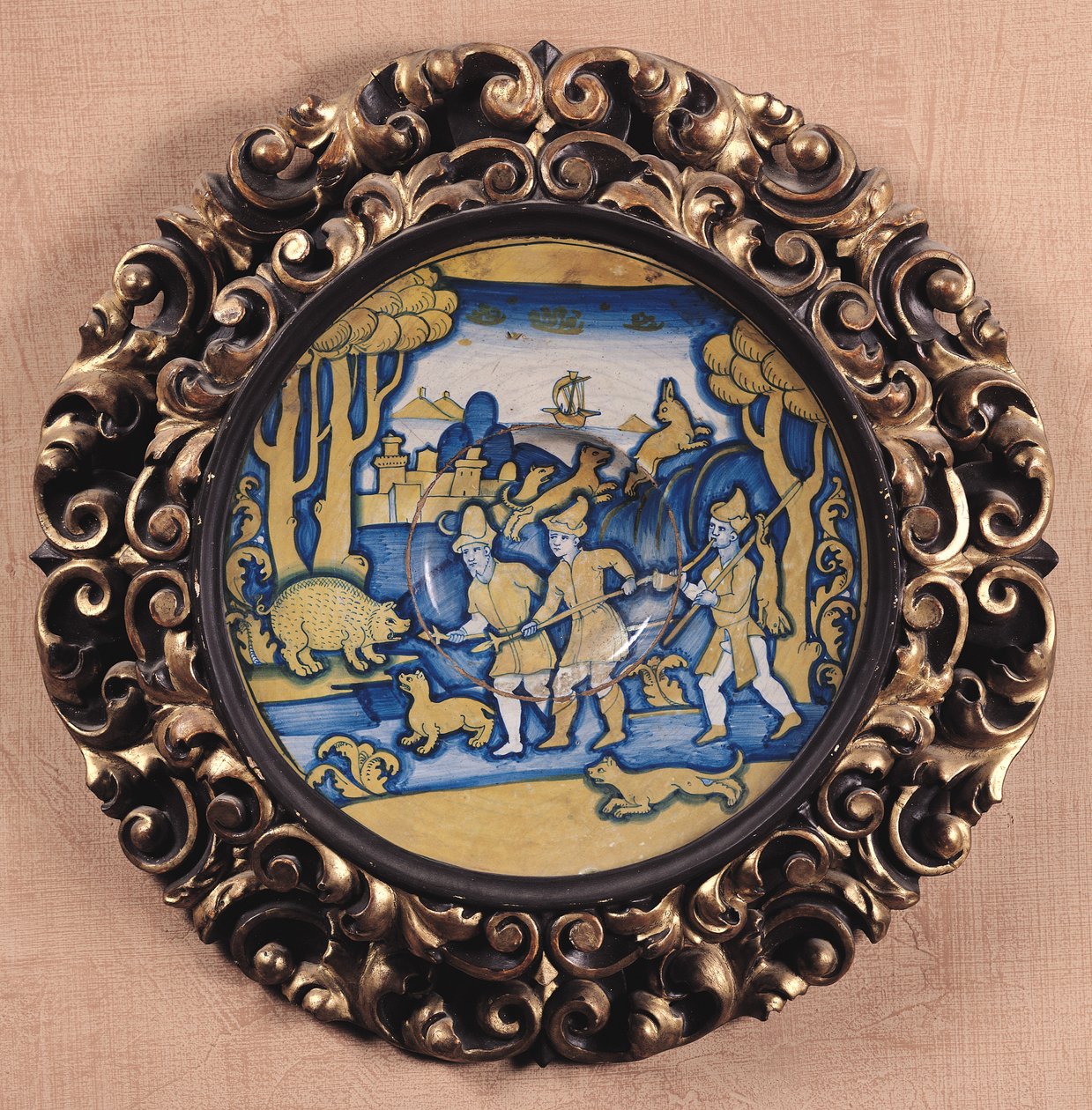 Piatto decorato con una scena di caccia, Officina di Deruta, c.1540-45 (maiolica) da Italian School