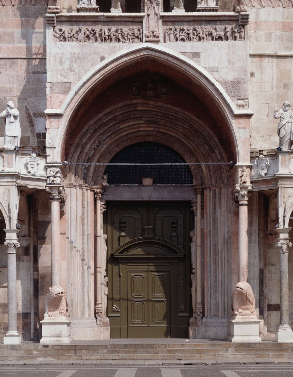 Protiro della cattedrale, fine XIII-inizio XIV secolo da Italian School