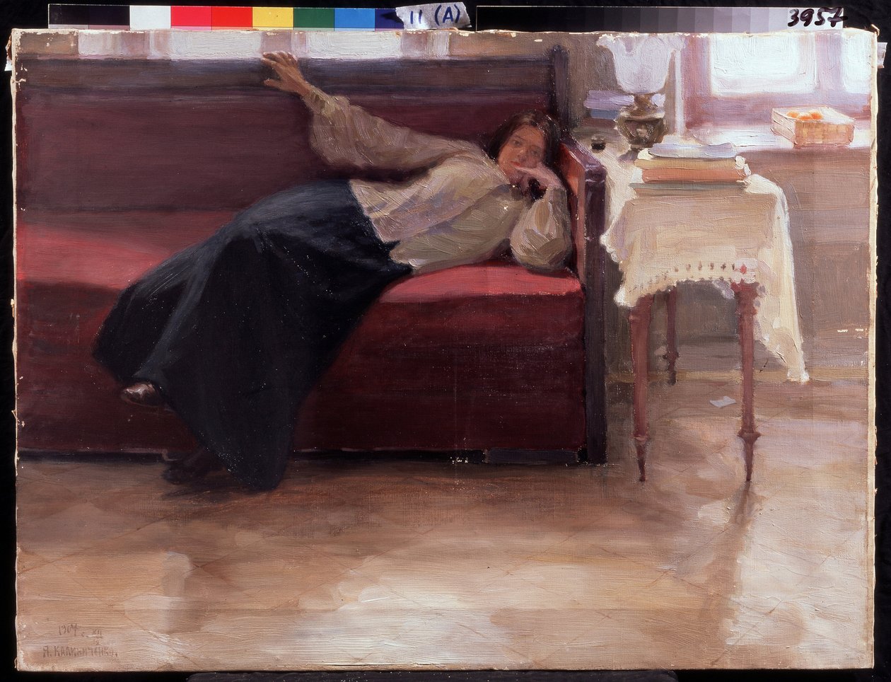 ""Songes"" giovane ragazza pensierosa sdraiata su un divano. Dipinto di Jakov Kalinichenko (1869-1938) 1904 State Regional I. Pozhalostin Art Museum, Ryasan da Jakoff Jakovlevitch Kalinitchenko
