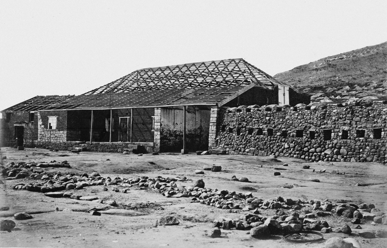 Vista frontale del magazzino a Rorke