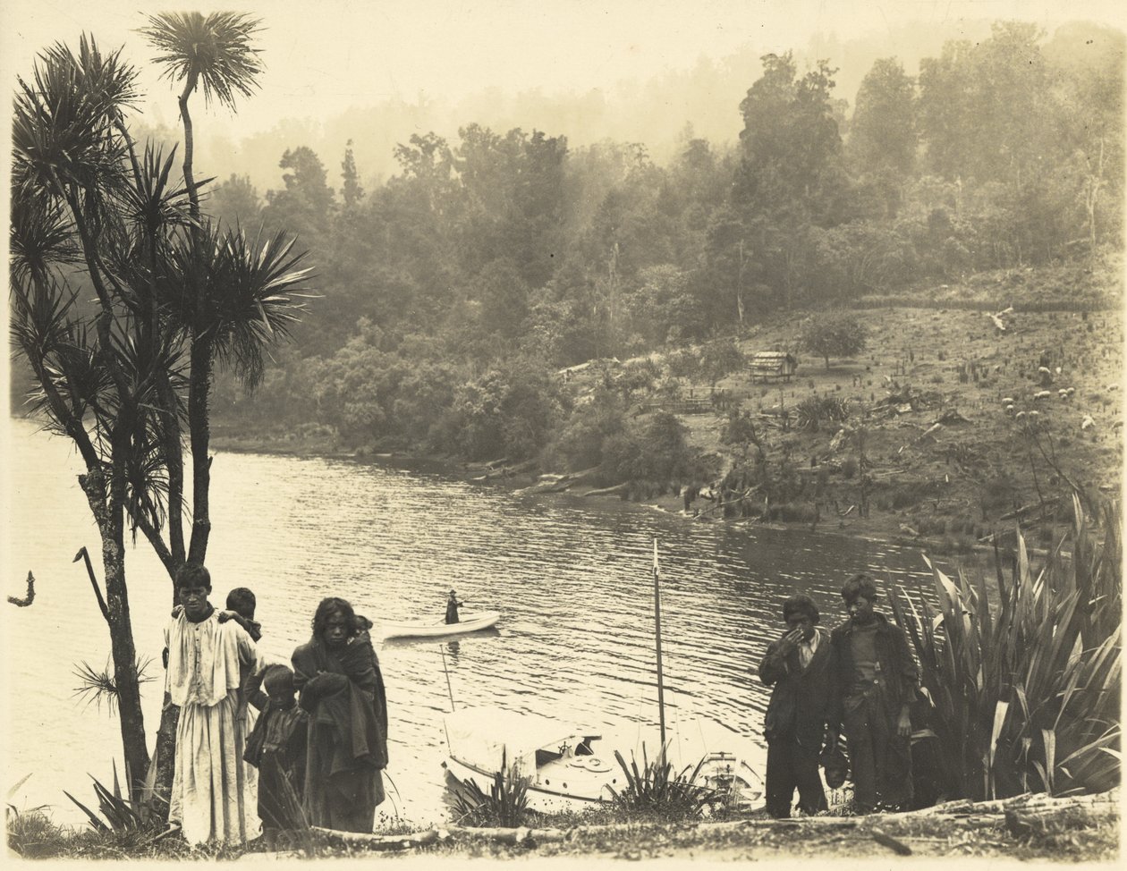 Lago Waikaremoana, 1908 da James McDonald