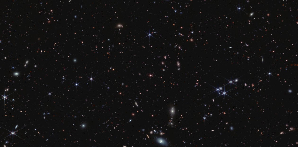 Quasar J0100+2802 da James Webb Space Telescope (NASA)