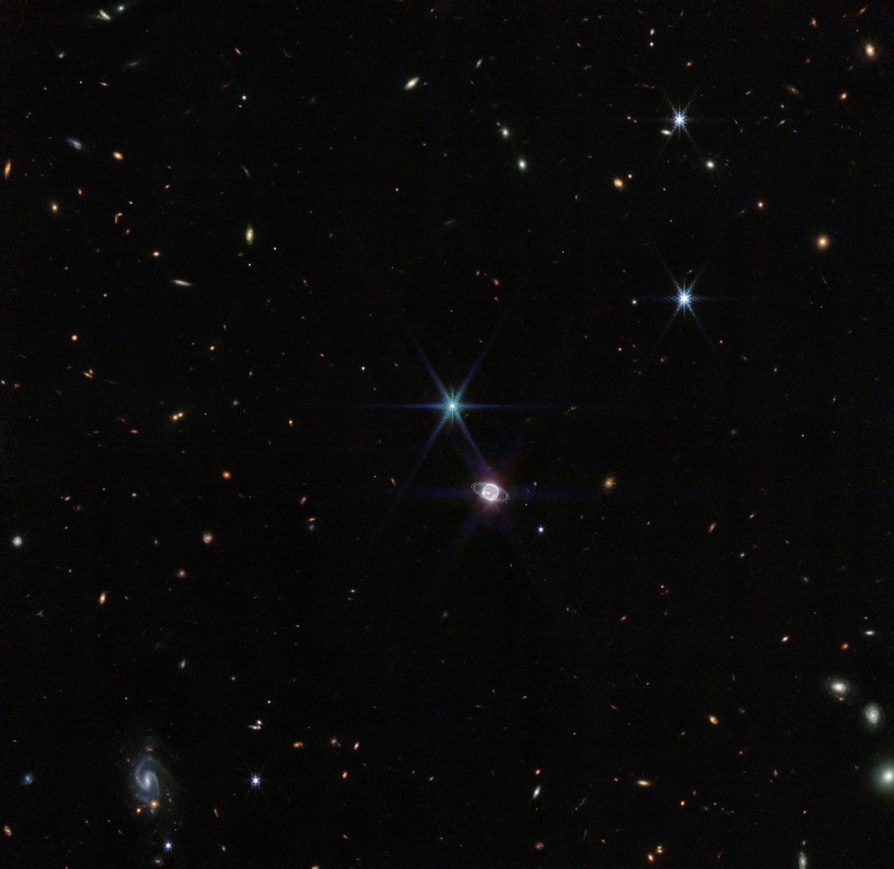 Vista Rara degli Anelli di Nettuno da James Webb Space Telescope (NASA)