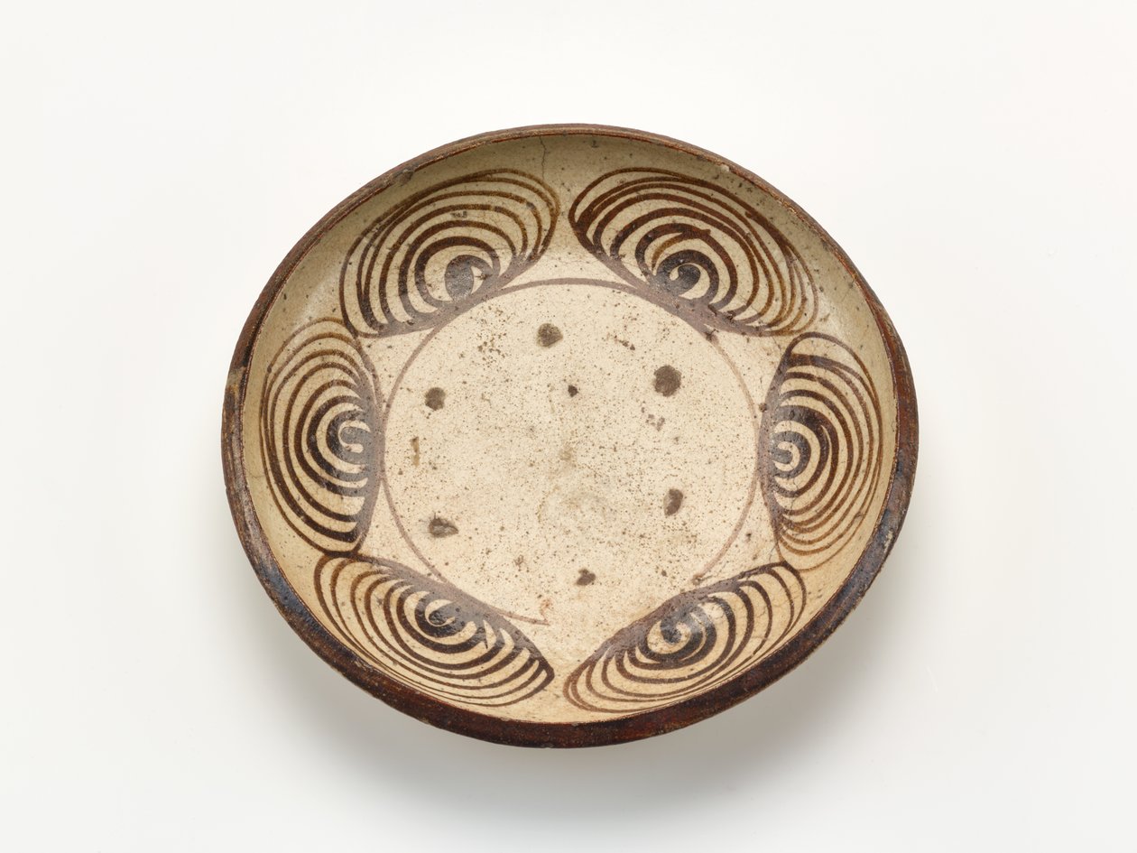 Piatto da portata con design "occhio di cavallo", 1800-1830 da Japanese School