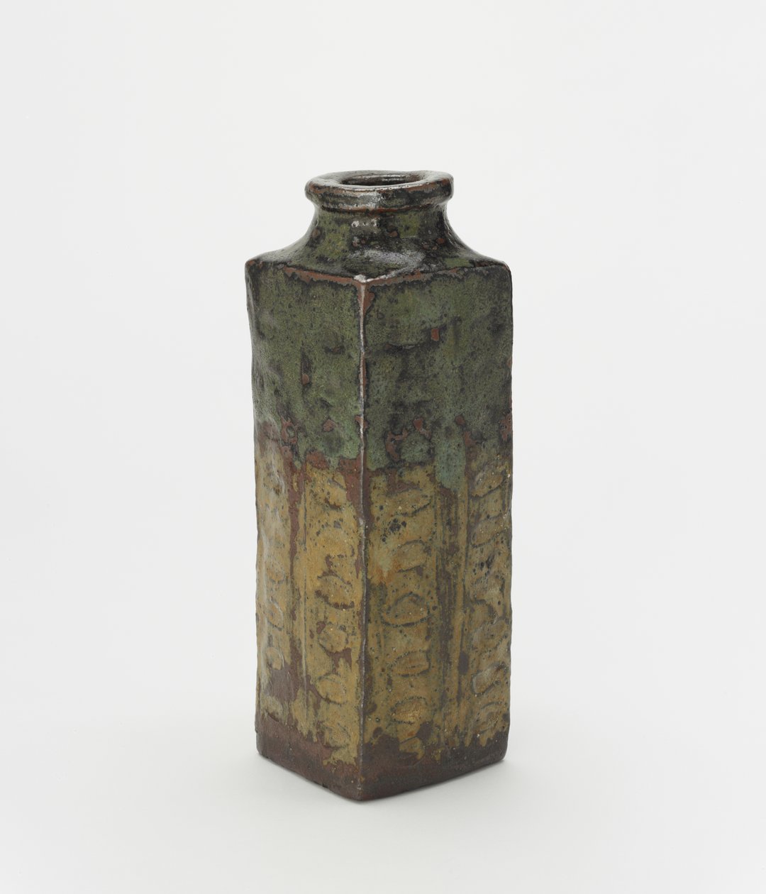 Vaso Yatsushiro o Shodai a forma di cong cinese arcaico da Japanese School
