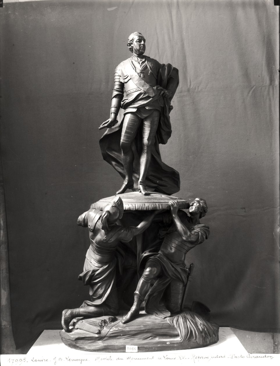 Modello per il monumento di Luigi XV progettato per Place Royale a Rouen, 1772 da Jean Baptiste II Lemoyne