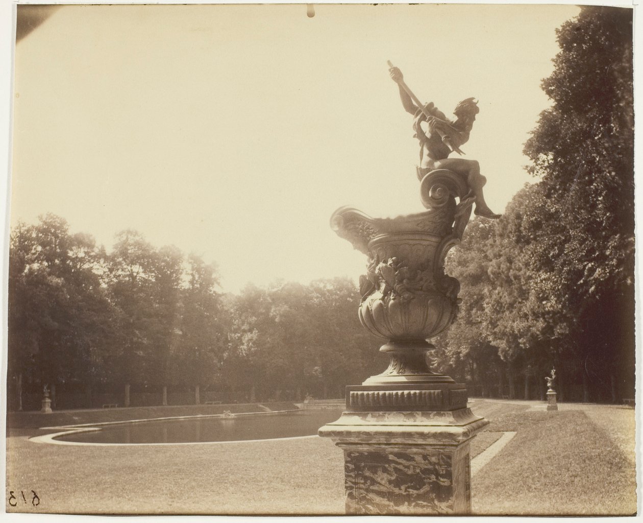 Versailles, Grand Trianon (Vaso di Le Lorrain) da Jean Eugène Auguste Atget