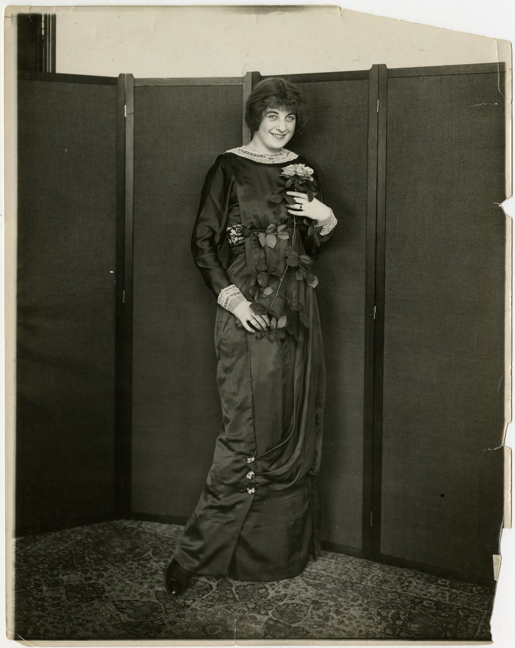 Vestito drappeggiato, Gimbels, c.1905-18 da Jessie Tarbox Beals