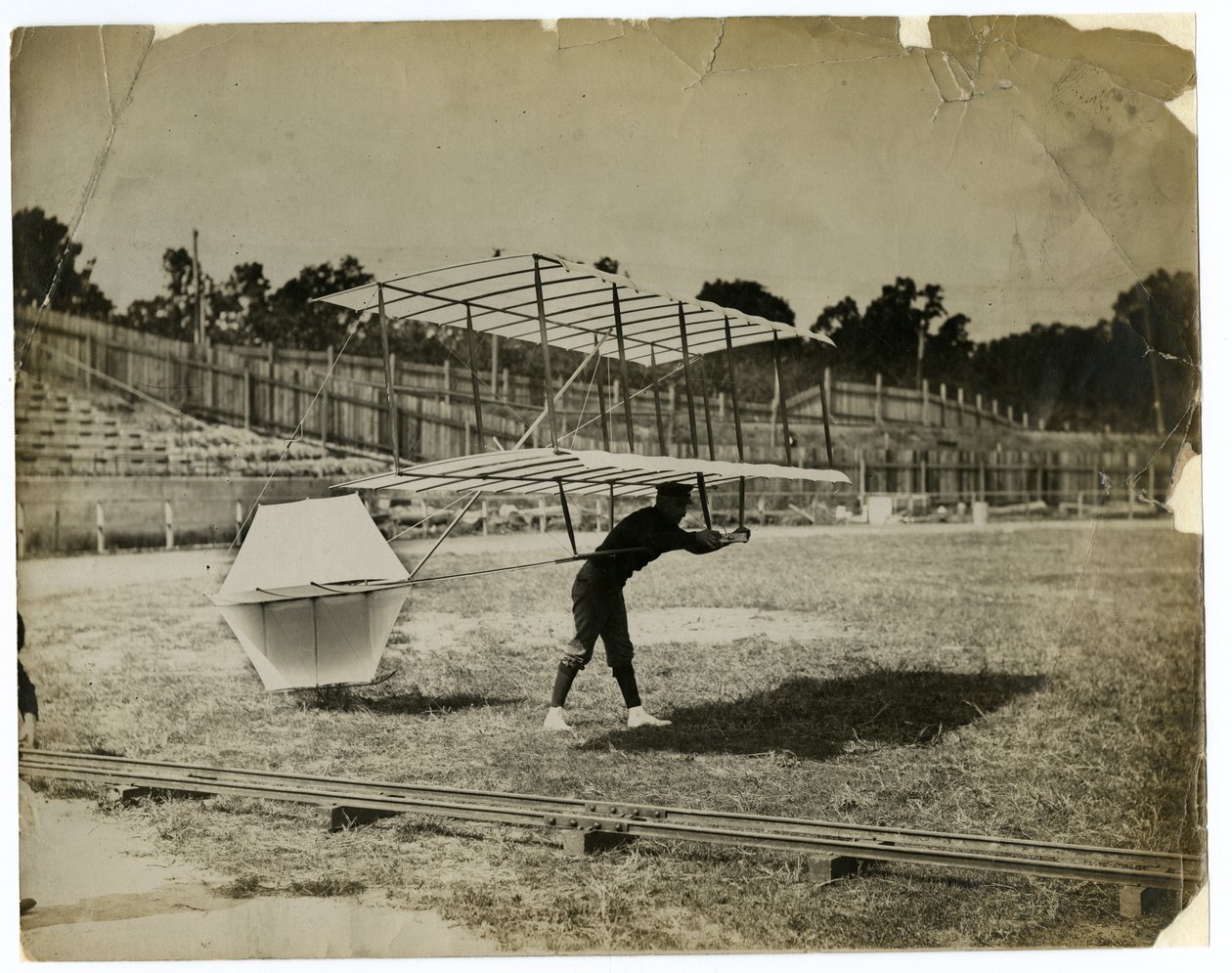 William Avery nella "Macchina Volante" da Jessie Tarbox Beals