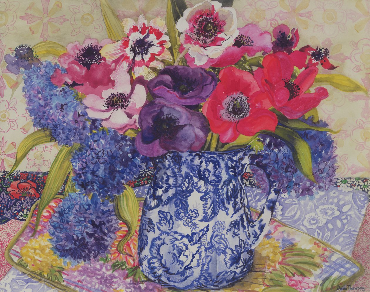 Anemoni in una brocca antica da Joan Thewsey