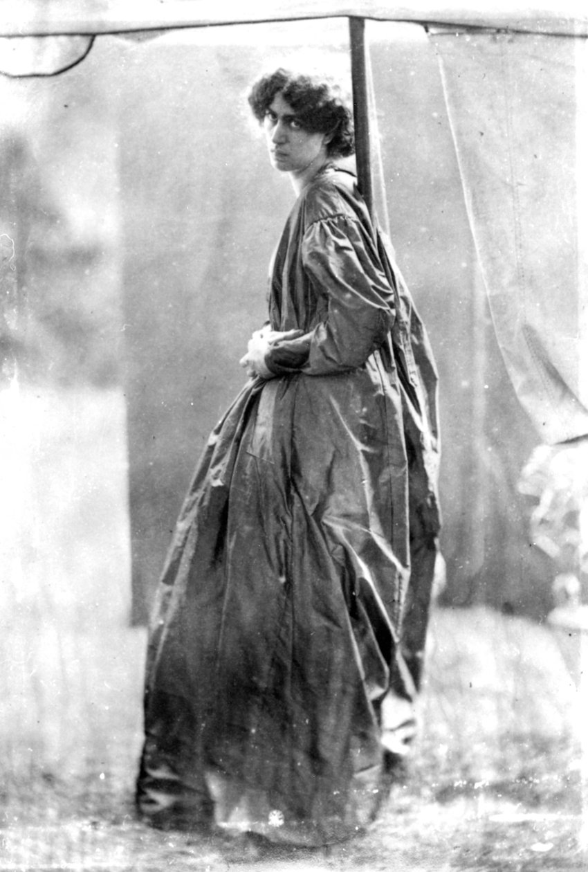 Jane Morris, posata da Dante Gabriel Rossetti, 1865 da John R. Parsons