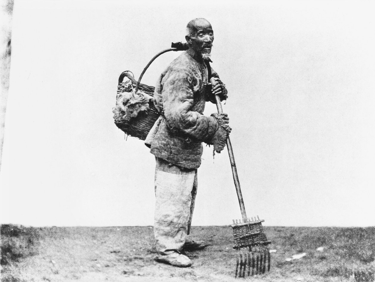 Un lavoratore giornaliero cinese, c.1870 da John Thomson