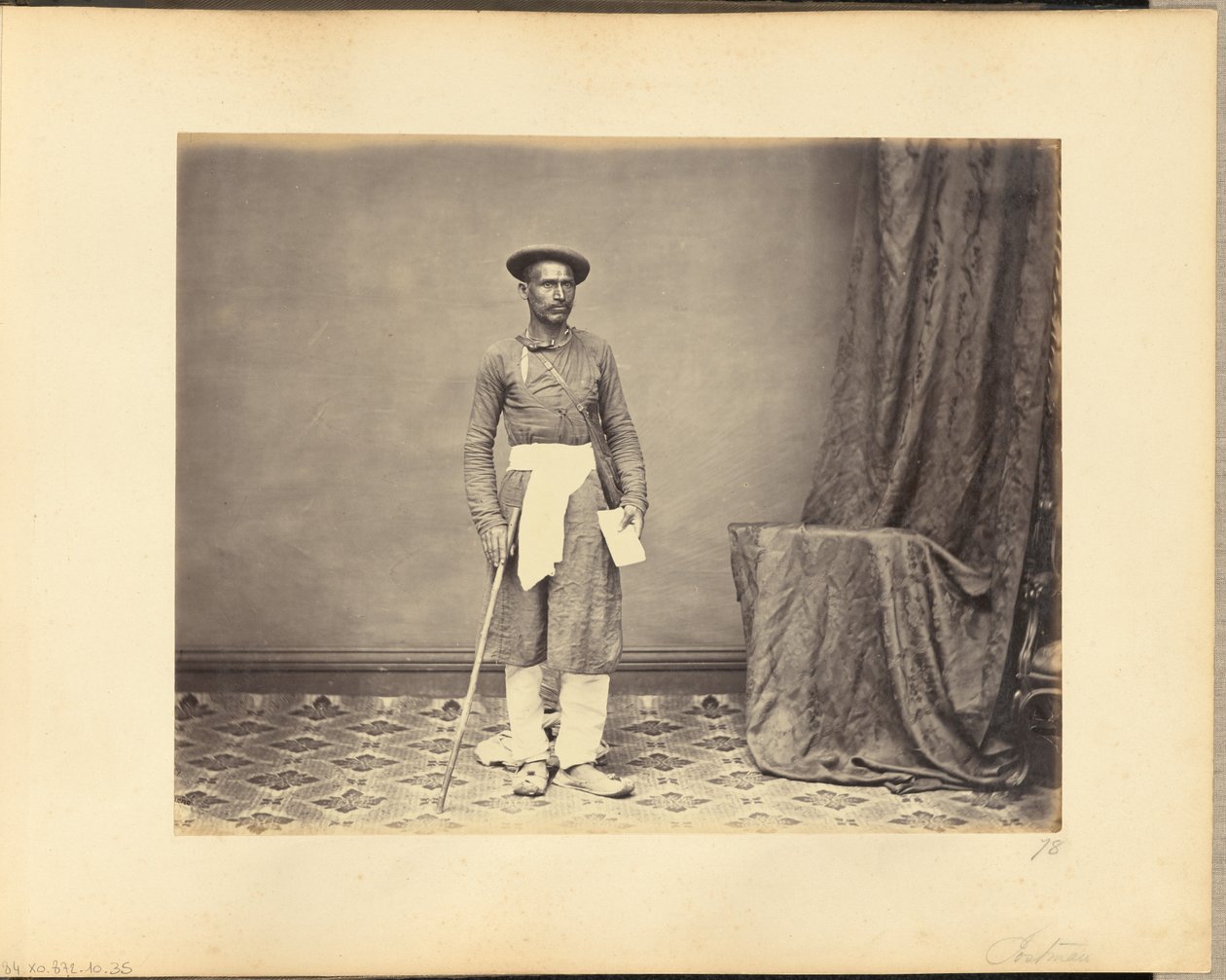 Postino da John Edward Saché