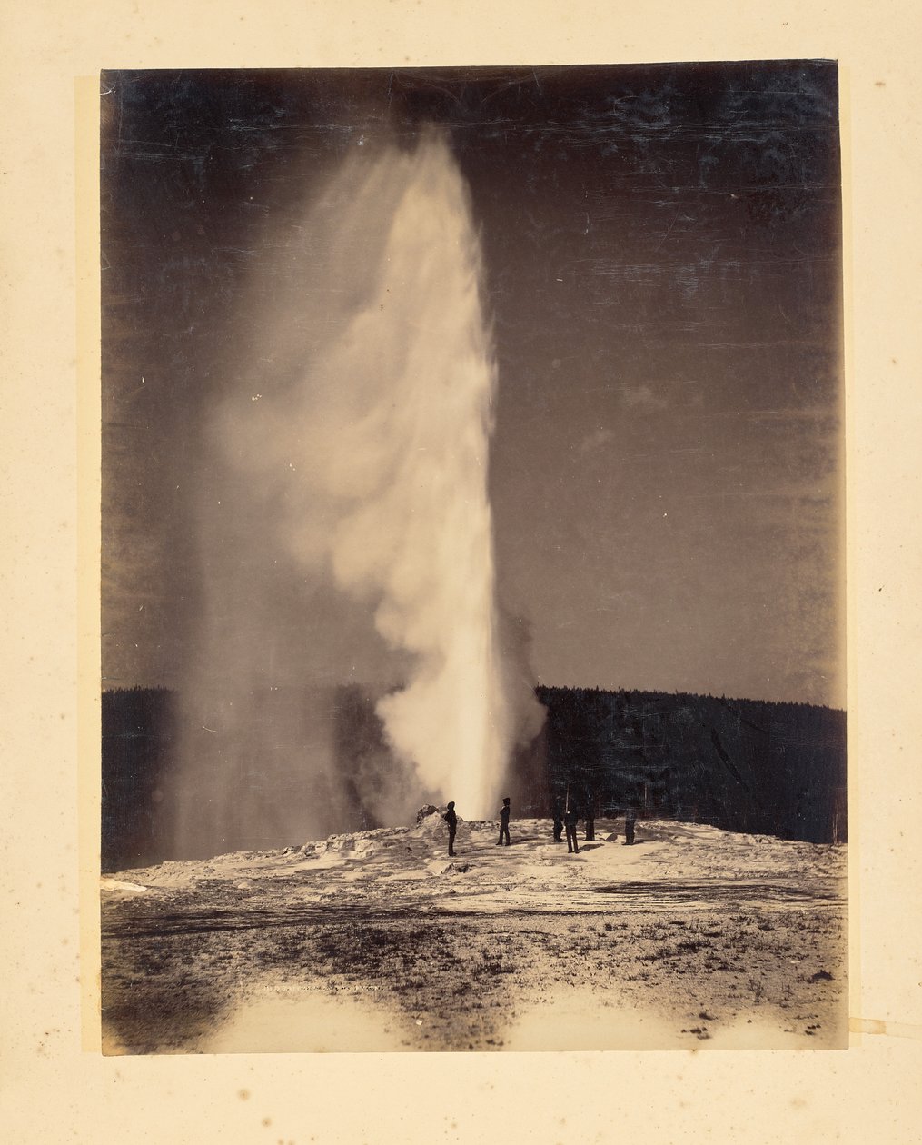 Old Faithful in eruzione da John K. Hillers