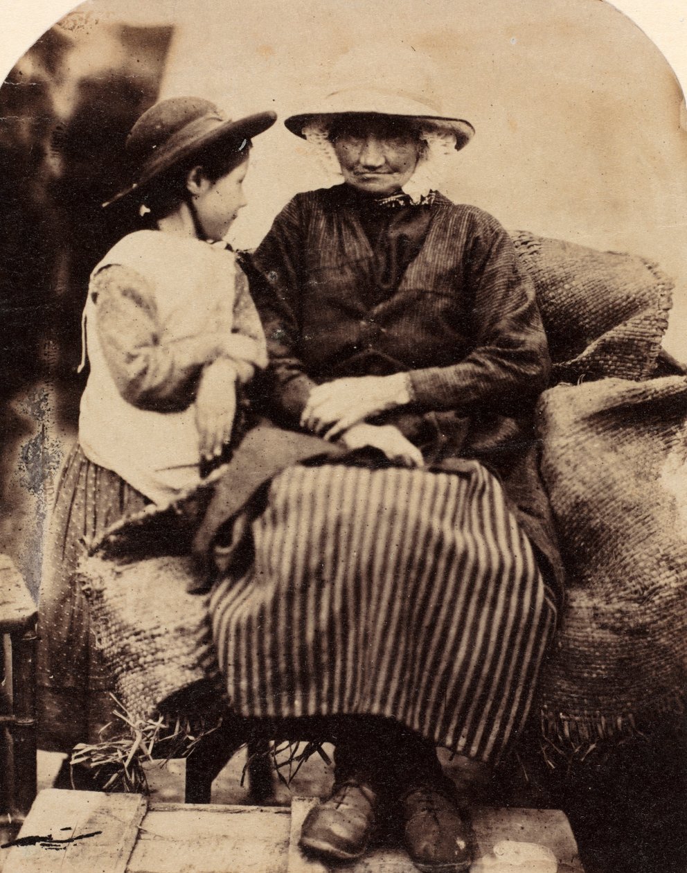 Servitori a Rhagatt, Corwen, Galles del Nord, c. 1860 da John Lloyd