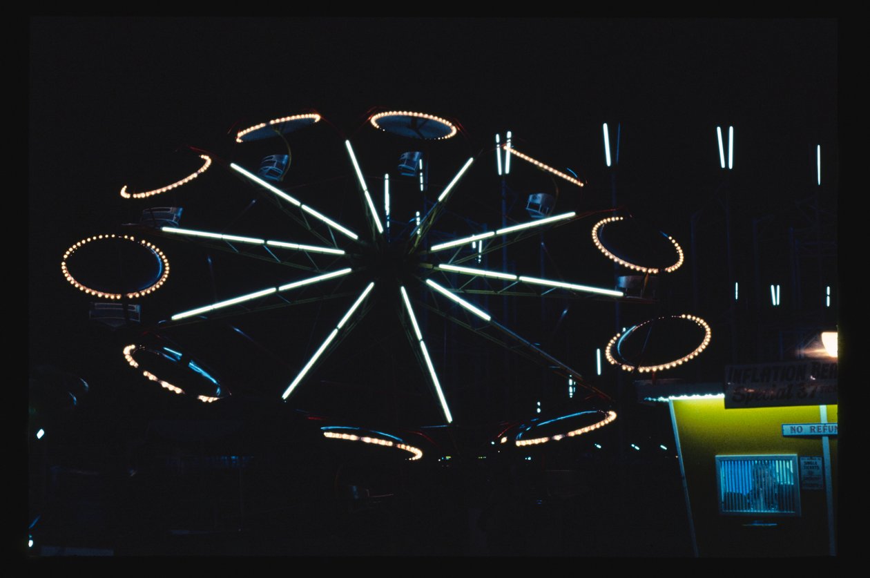 Giro del parco divertimenti di notte, Atlantic City, New Jersey, USA da John Margolies