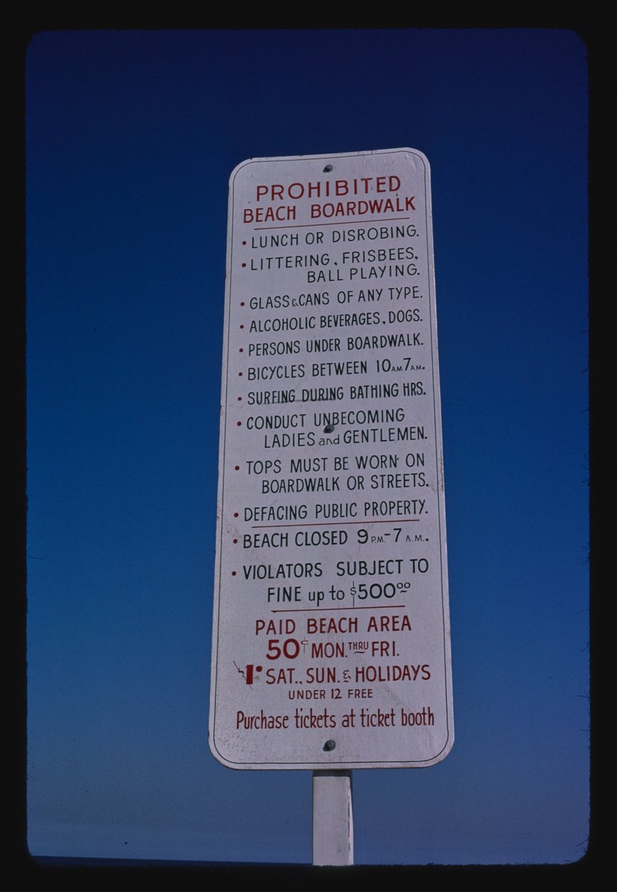 Spiaggia, regole della passerella, Seaside Heights, New Jersey, USA da John Margolies