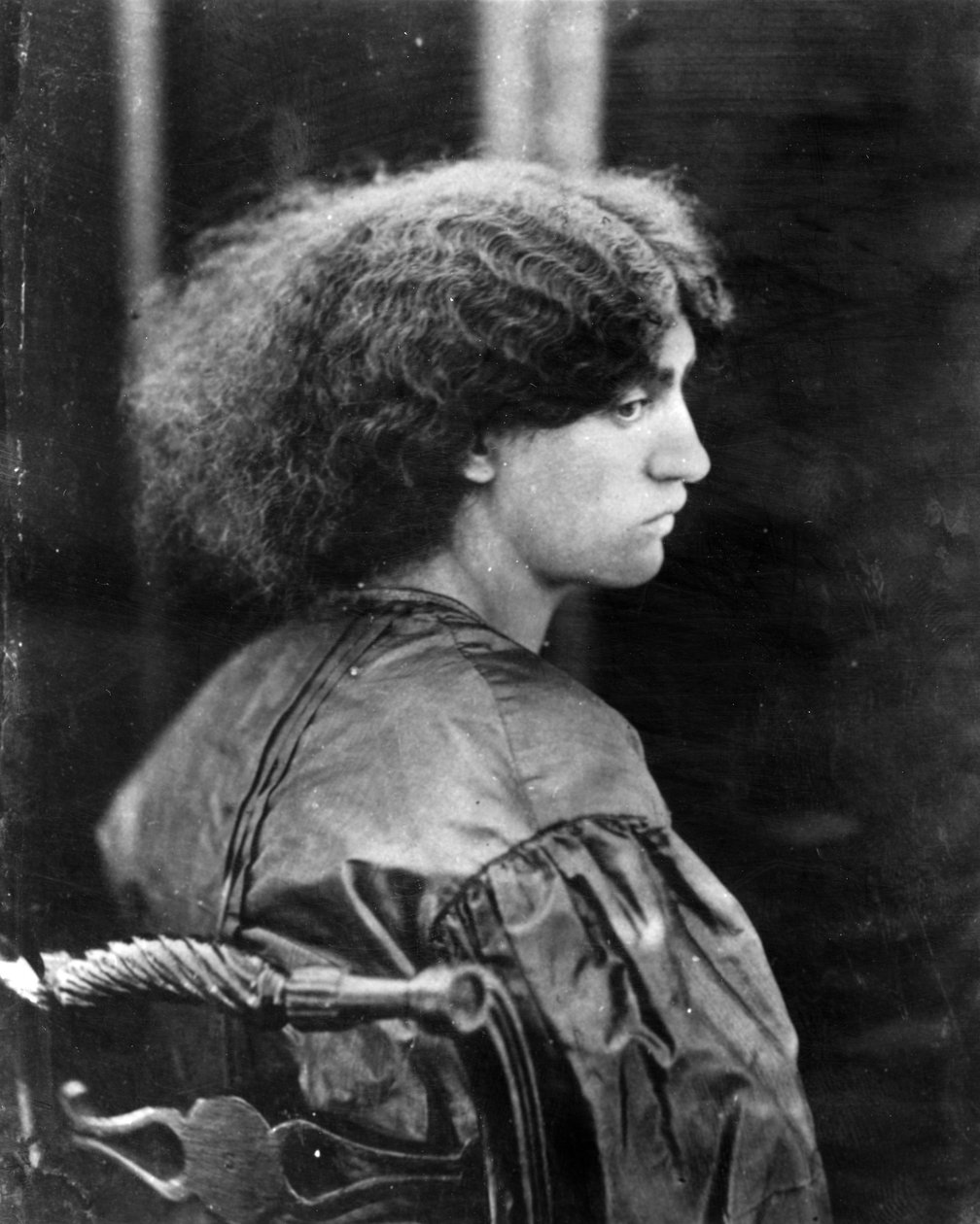 Jane Morris, posata da Dante Gabriel Rossetti, 1865 da John R. Parsons