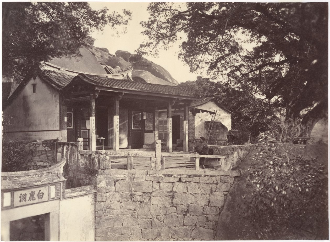 Tempio Le-Le-Cong, Amoy da John Thomson