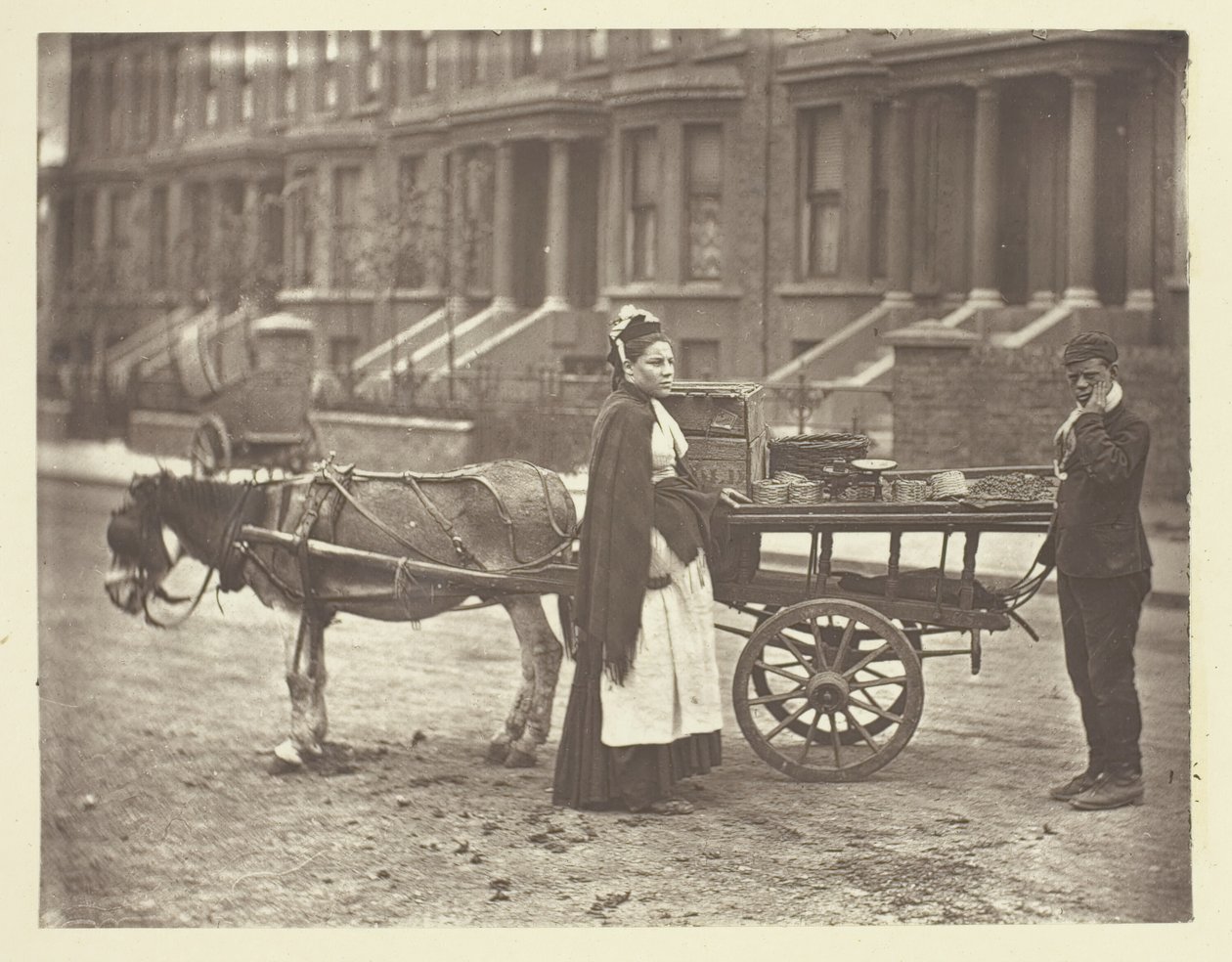 Fragole. Tutto maturo! Tutto maturo!, 1881 da John Thomson