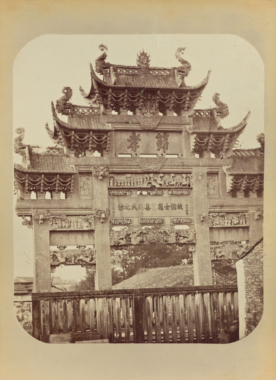 Porta del tempio, Shanghai da John Thomson