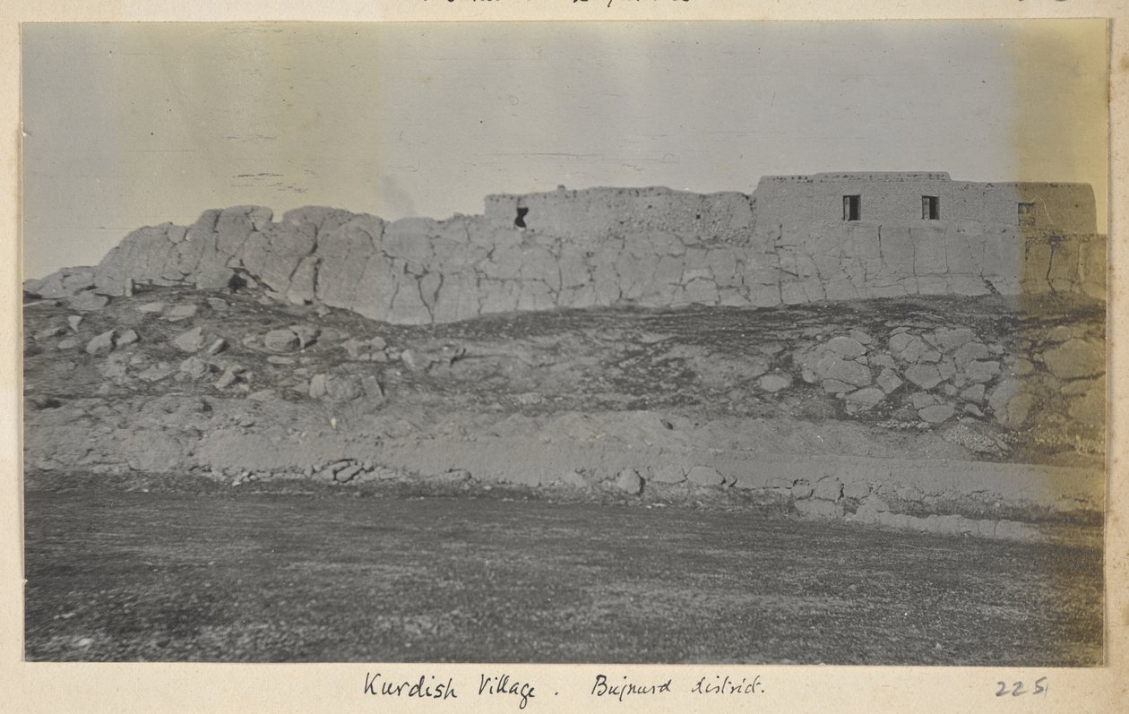 Provincia di Razavi Khorasan, Iran, c.1908 (foto in bianco e nero) da John Williams Watson