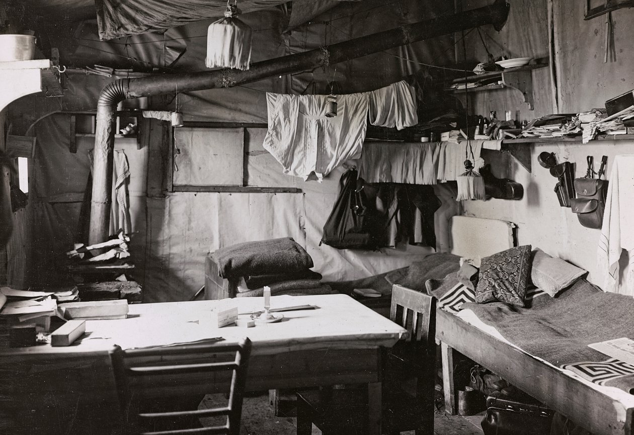 Album "Meine weltkriegs - Erinnerungen South-West Front (Carinzia, Italia, Trentino-Alto Adige) 31/03/1915-12/11/1918 - Josef Zohles Wien": alloggi ufficiali da Josef Zohles
