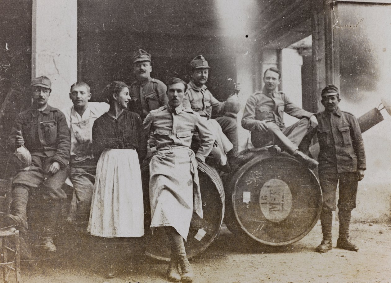 Album "Meine weltkriegs - Erinnerungen Front Sud-Ovest (Carinzia, Italia, Trentino-Alto Adige) 31/03/1915-12/11/1918 - Josef Zohles Wien": ritratto di gruppo davanti a da Josef Zohles