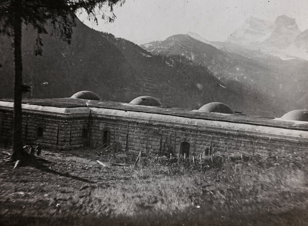 Album "Meine weltkriegs - Erinnerungen South-West Front (Carinzia, Italia, Trentino-Alto Adige) 31/03/1915-12/11/1918 - Josef Zohles Wien": una fortezza italiana da Josef Zohles