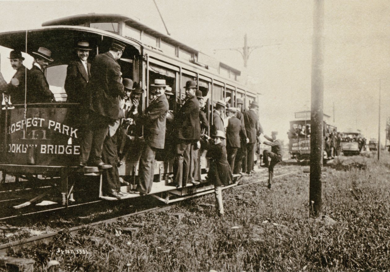 Tram di Brooklyn diretti a Coney Island, New York City, c.1897 da Joseph Byron