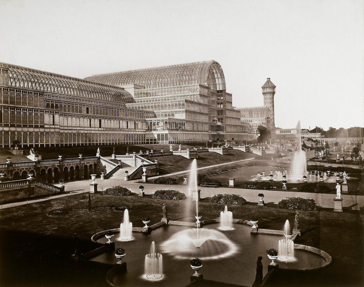 Il Crystal Palace a Londra: i giardini e le fontane, c.1870 da Joseph Paxton