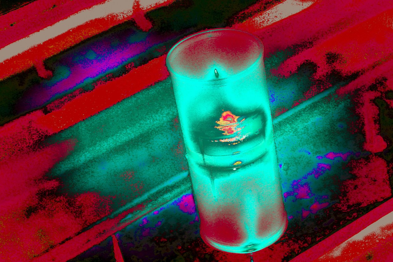 Prayer Candle, dalla serie Votive Candles, 2015 (fotografia) da Joy Lions