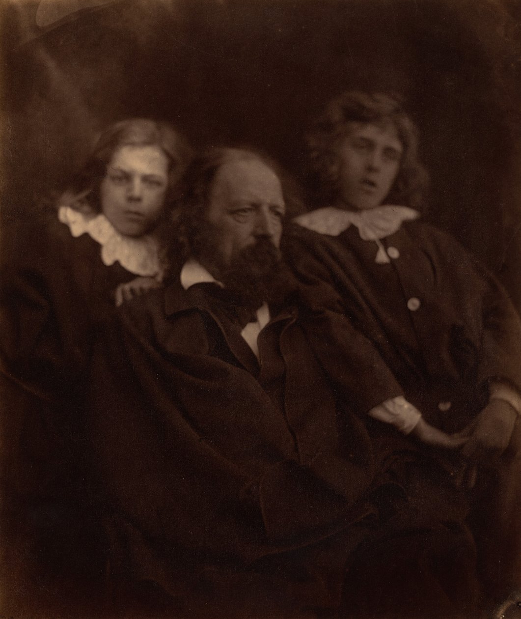 Alfred Tennyson con i suoi figli da Julia Margaret Cameron