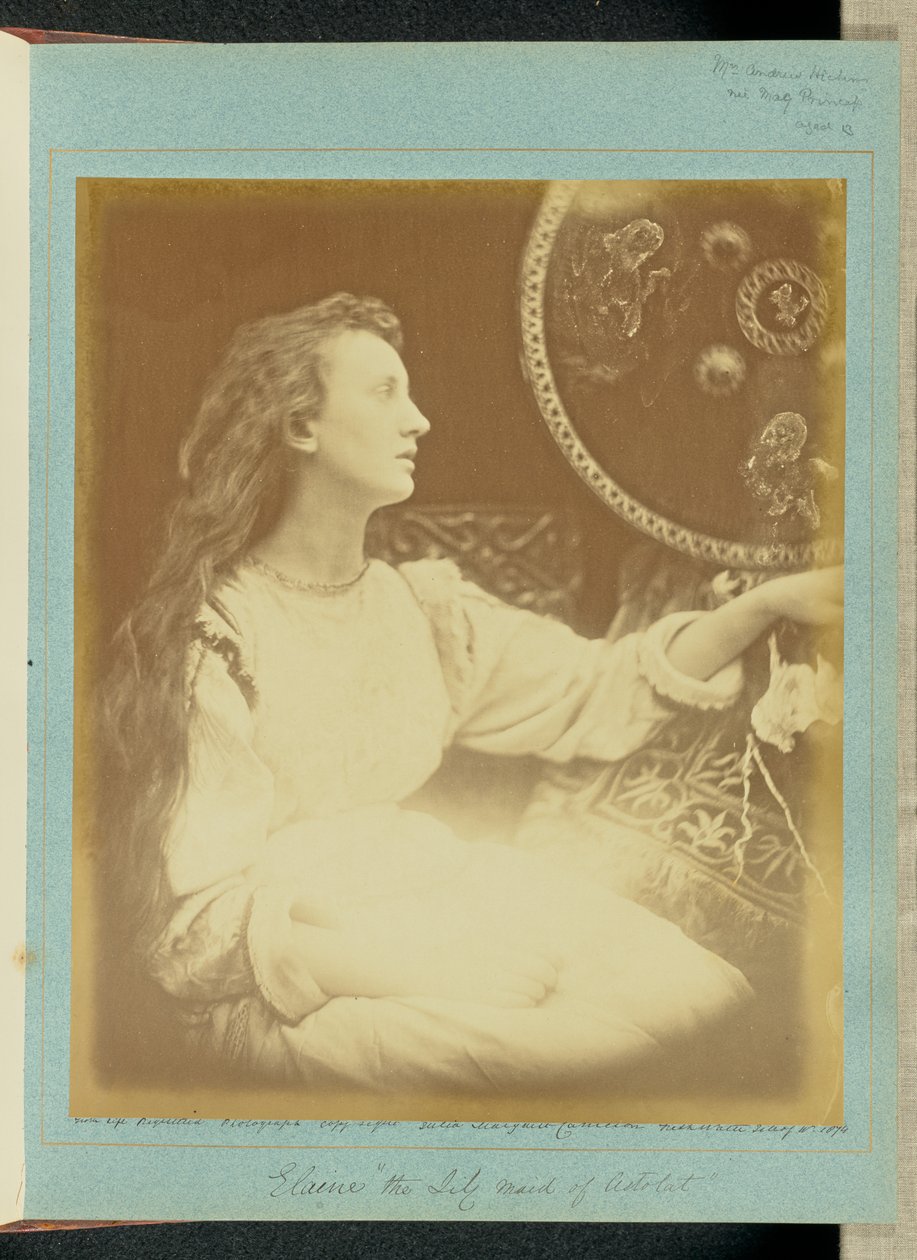 Elaine «la Fanciulla del Giglio di Astolat» da Julia Margaret Cameron