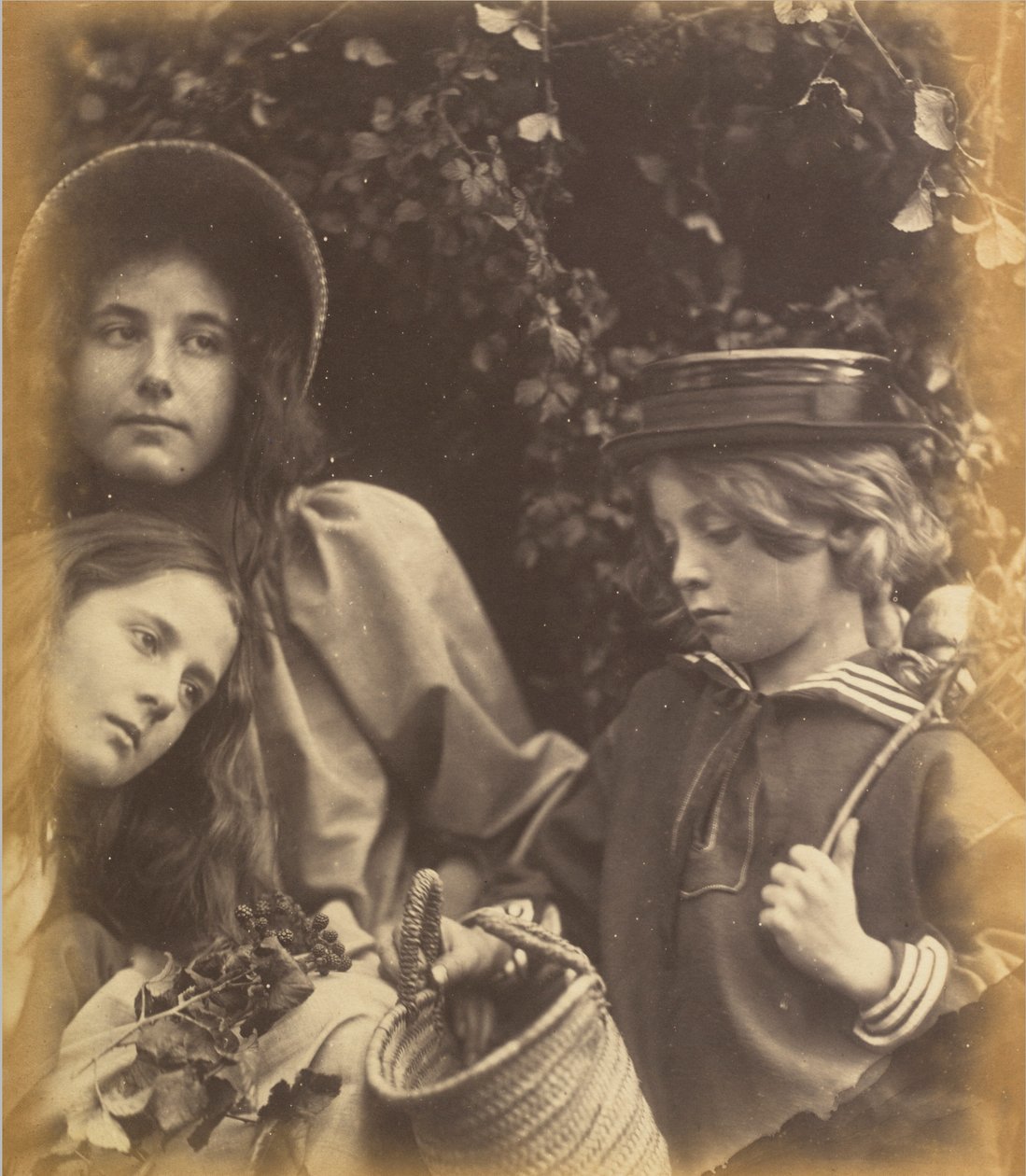 Elizabeth Keown, Kate Keown e Freddy Gould, c. 1866-1868 (foto) da Julia Margaret Cameron