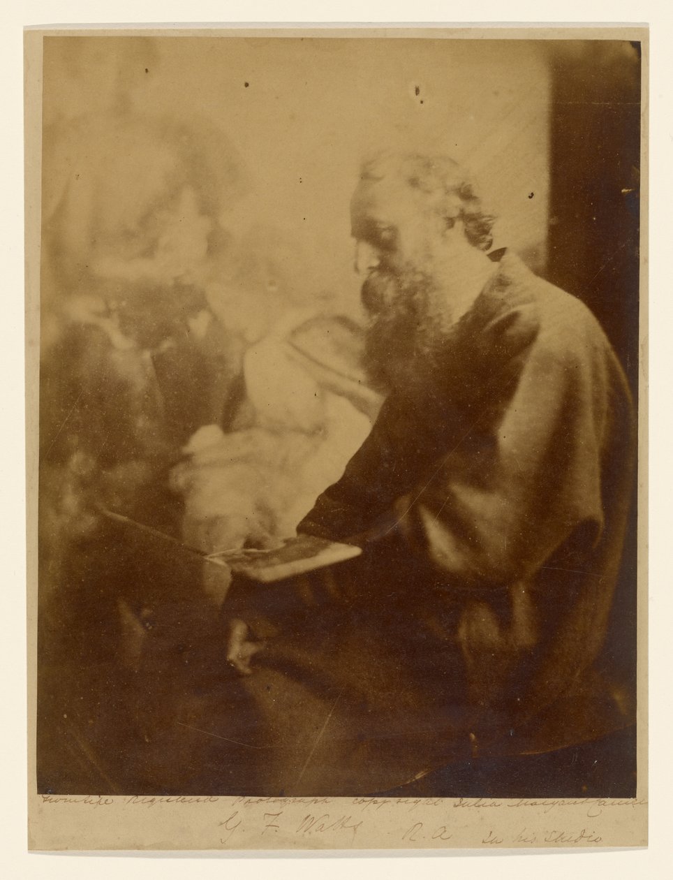G. F. Watts R. A. nel suo studio da Julia Margaret Cameron