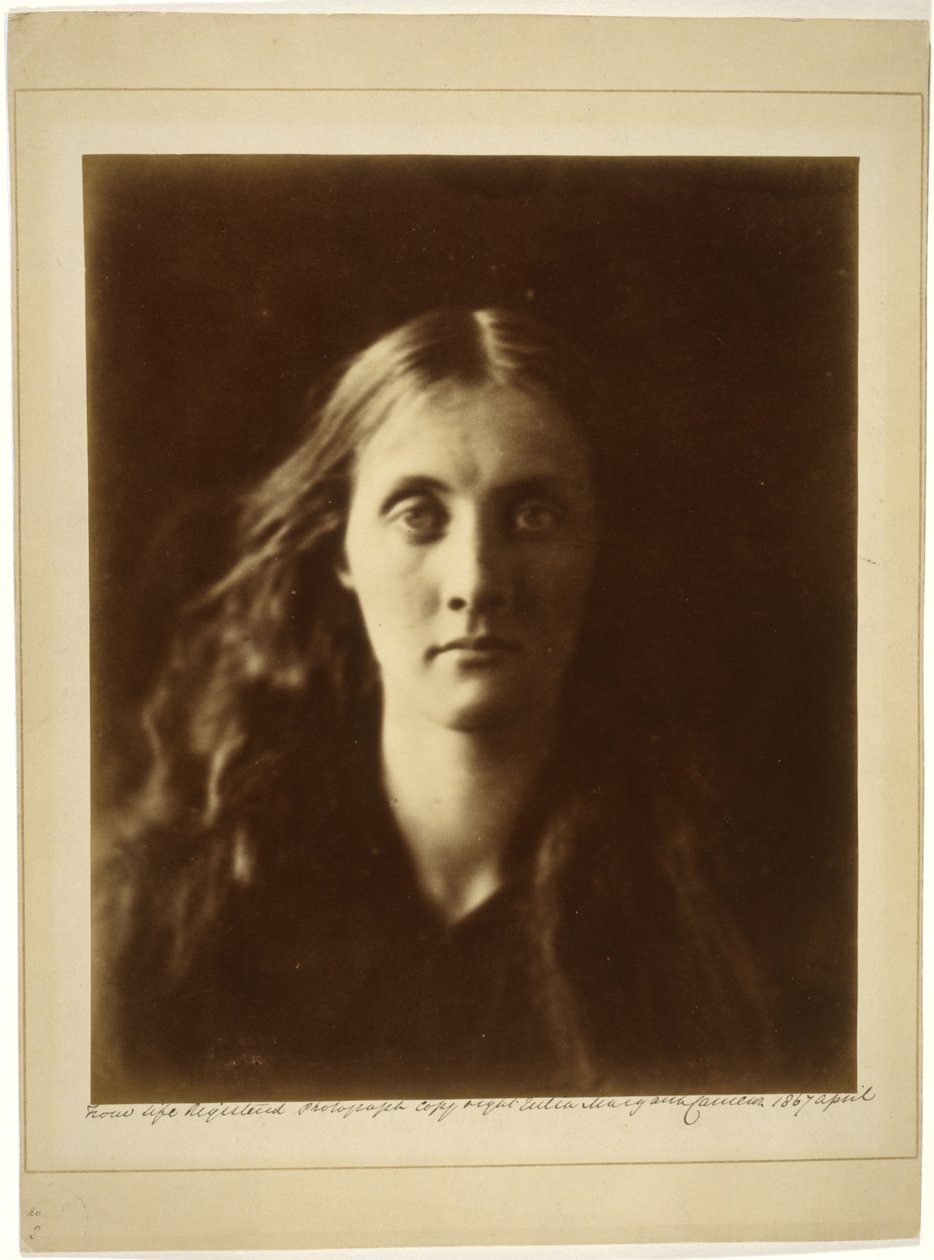 Julia Jackson di fronte "Stella" da Julia Margaret Cameron